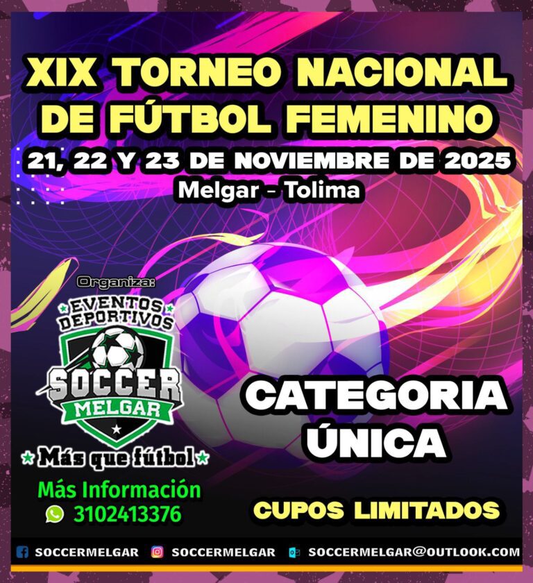 "El fútbol femenino brillando en la cancha ✨⚽."